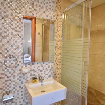 Pelineon Rooms Standard Τρίκλινο Δωμάτιο με θέα στη Θάλασσα Img08
